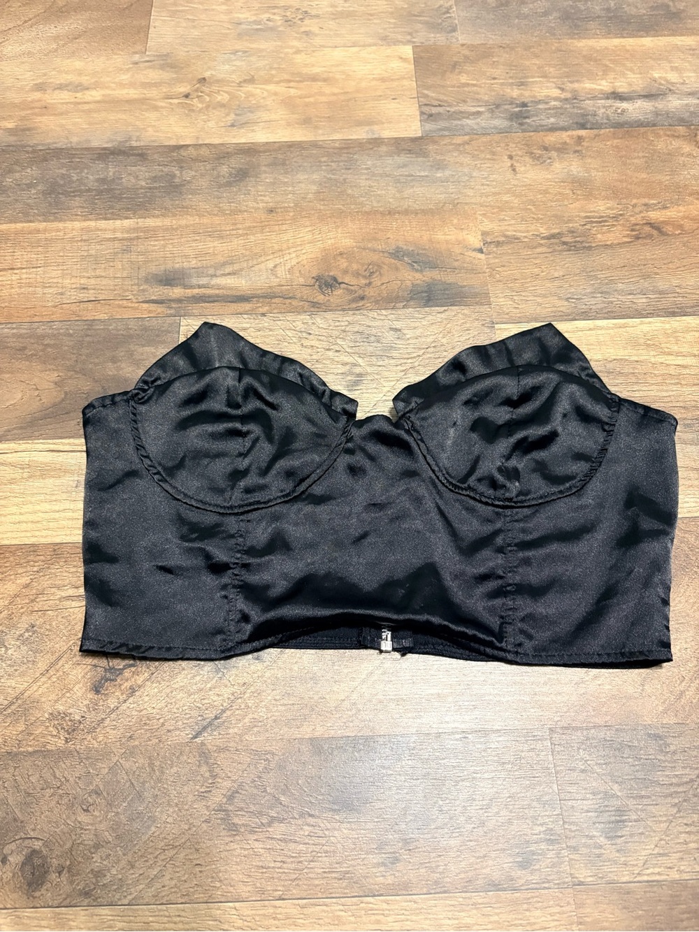 PrettyLittleThing Black Satin Corset Bustier Crop Top Size US 4
